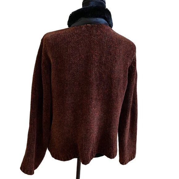 Faux Fur Collar Knit Sweater Jacket With Full Zip Closure - Picture 2 of 4